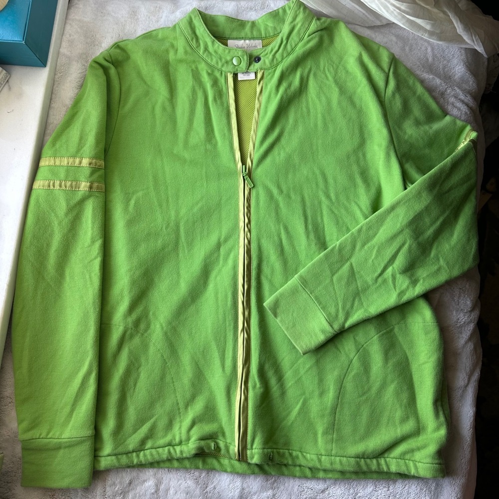 Y2K Yoga Girl Green Zip Up Jacket Workout Coat